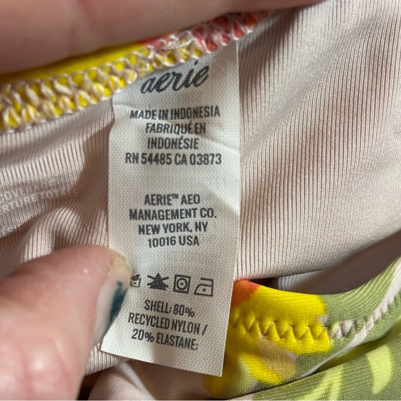 BNWT Aerie women’s floral high waisted bikini swim bottoms in size medium - Picture 7 of 7